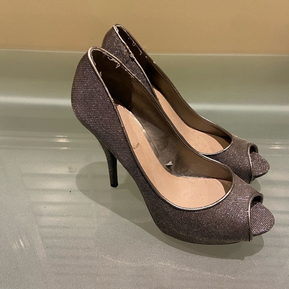 Zara Shimmering Gray Peep-Toe Heels
